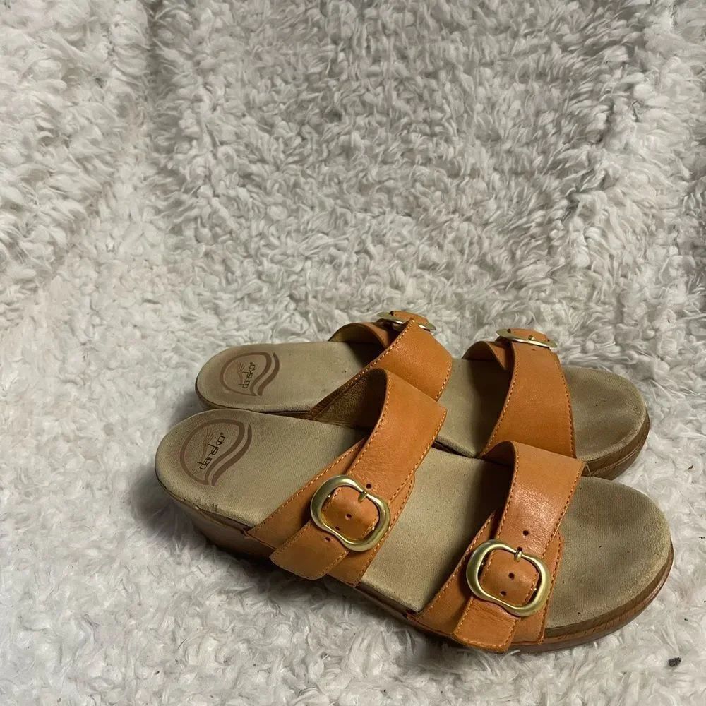 Dansko Tooled Leather orange Straps Slip On Block Heel sandals EUR SZ39